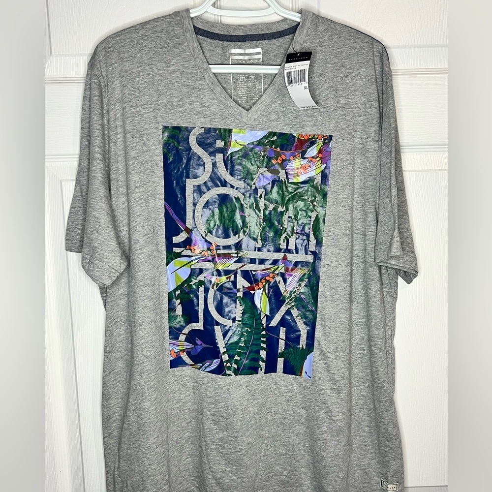 NWT - Sean John Men’s gray tee - Size XL